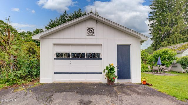 142 Prospect Avenue, Gloversville, NY 12078