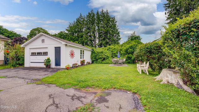 142 Prospect Avenue, Gloversville, NY 12078