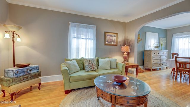 142 Prospect Avenue, Gloversville, NY 12078