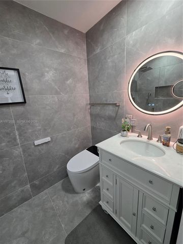 15619 Bottlebrush Cir, Delray Beach, FL 33484