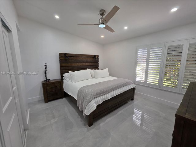 15619 Bottlebrush Cir, Delray Beach, FL 33484