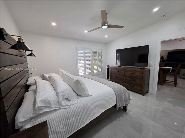 15619 Bottlebrush Cir, Delray Beach, FL 33484