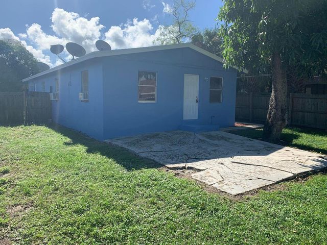 1017 13th Street, West Palm Beach, FL 33401