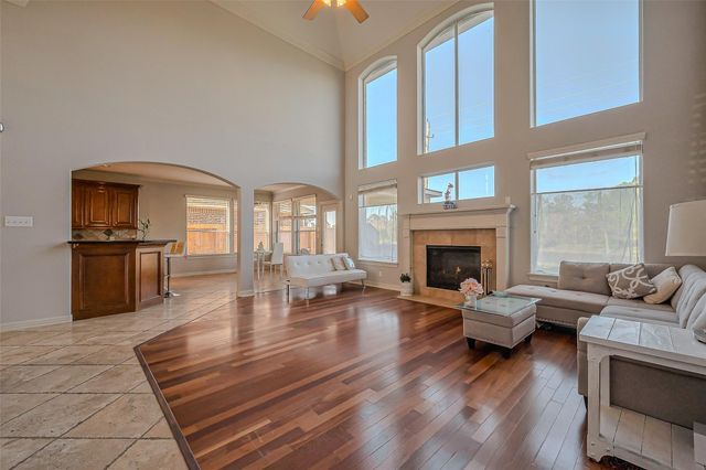 2213 Jernigan Ford, Dickinson, TX 77539