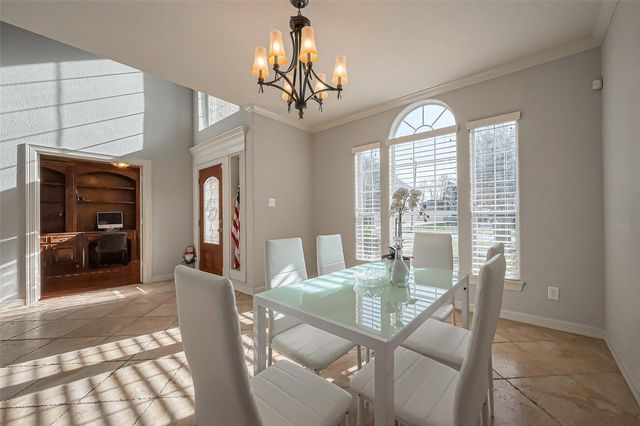 2213 Jernigan Ford, Dickinson, TX 77539