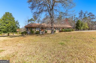 9095 Cedar Grove Road, Chattahoochee Hills, GA 30268