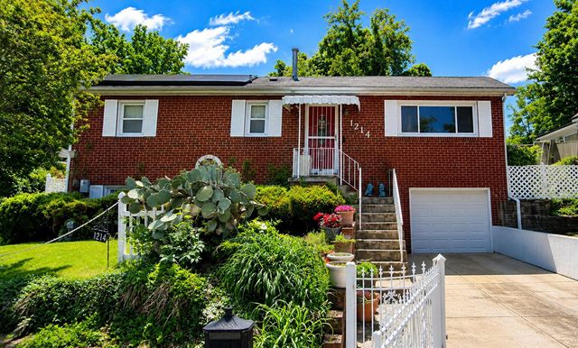 1214 BALBOA AVE, Capitol Heights, MD 20743