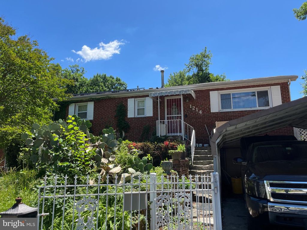 1214 BALBOA AVE, Capitol Heights, MD 20743
