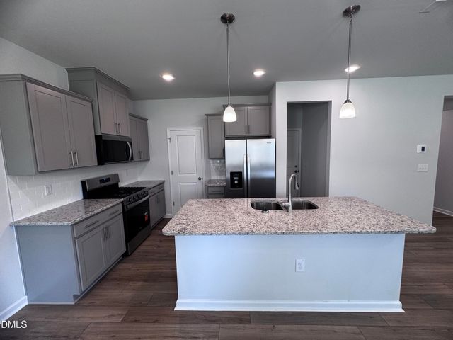 203 Broomside Avenue, Raleigh, NC 27603