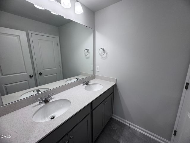 203 Broomside Avenue, Raleigh, NC 27603