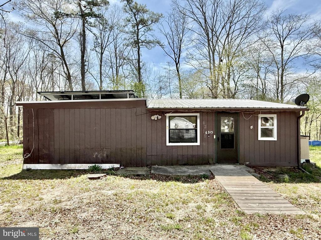 Image 1 of property listing at 6315 WHITTIER DR, Millville, NJ 08332