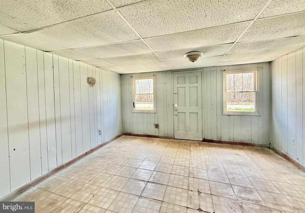 Image 7 of property listing at 6315 WHITTIER DR, Millville, NJ 08332