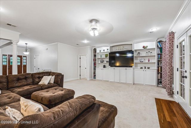 7499 W Ridge Lane, Olive Branch, MS 38654