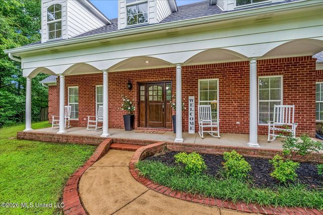 7499 W Ridge Lane, Olive Branch, MS 38654