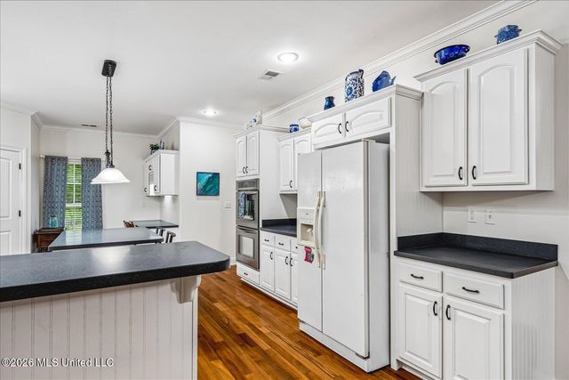 7499 W Ridge Lane, Olive Branch, MS 38654