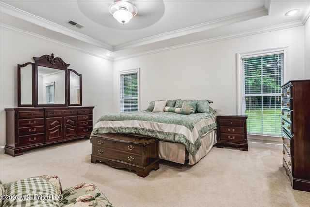 7499 W Ridge Lane, Olive Branch, MS 38654