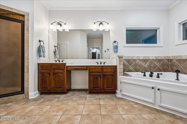 7499 W Ridge Lane, Olive Branch, MS 38654