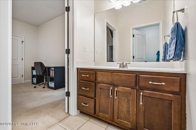 7499 W Ridge Lane, Olive Branch, MS 38654