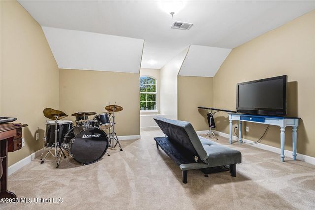 7499 W Ridge Lane, Olive Branch, MS 38654