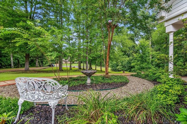 7499 W Ridge Lane, Olive Branch, MS 38654