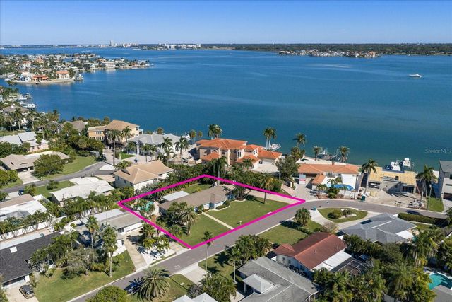 119 13TH STREET, Belleair Beach, FL 33786