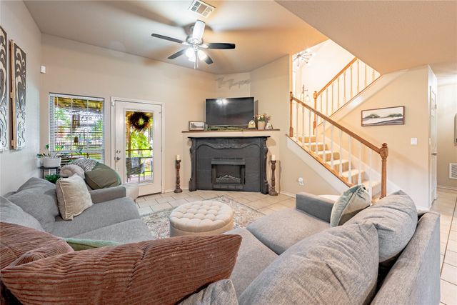 10481 County Road 4022, Kemp, TX 75143