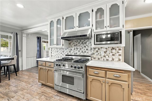 9625 Orion, North Hills, CA 91343