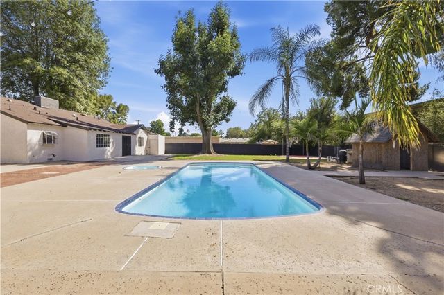 9625 Orion, North Hills, CA 91343