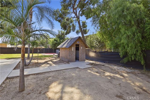 9625 Orion, North Hills, CA 91343