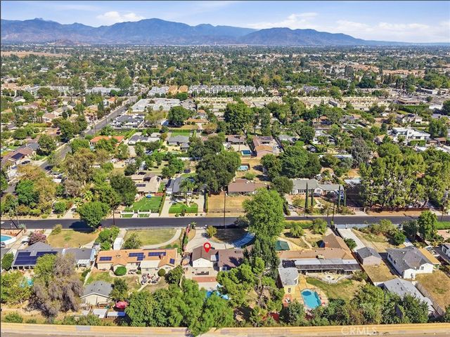 9625 Orion, North Hills, CA 91343