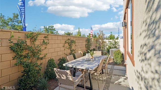 16079 Montenegro Lane, Fontana, CA 92336