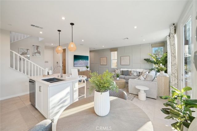 16079 Montenegro Lane, Fontana, CA 92336