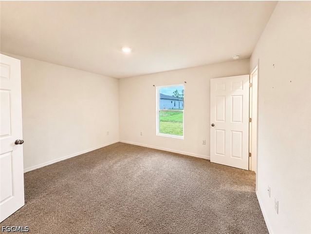 936 Panda DR, Lehigh Acres, FL 33974