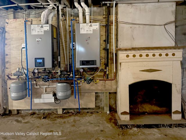 228 Mansion Street, Poughkeepsie, NY 12601