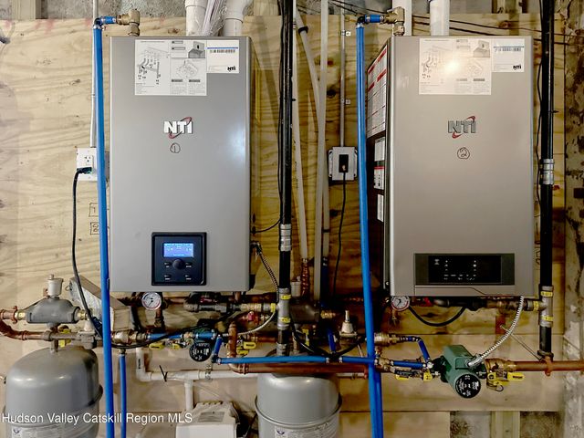 228 Mansion Street, Poughkeepsie, NY 12601