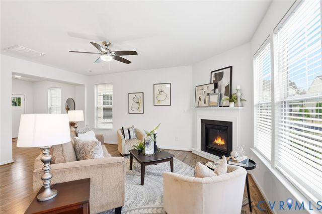 9425 Seayfield Ln, Mechanicsville, VA 23116