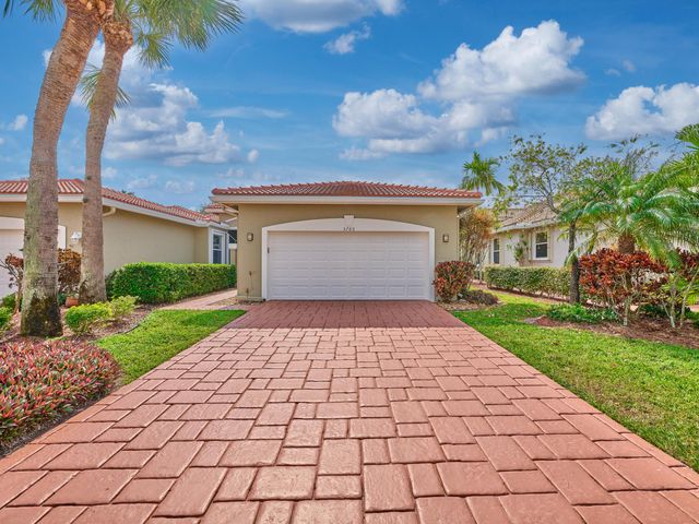 5786 Island Reach Lane, Boynton Beach, FL 33437