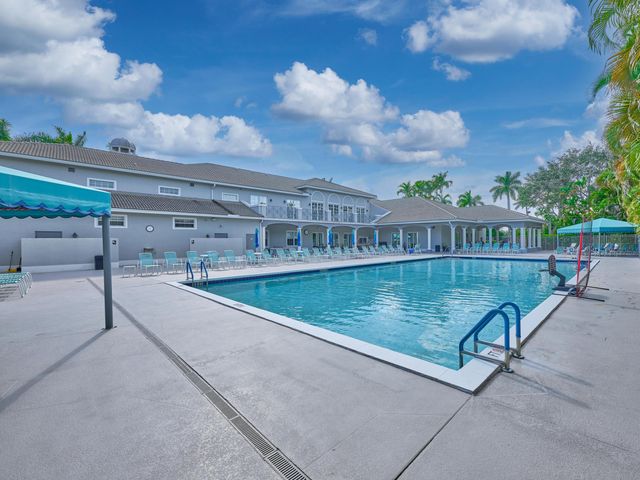 5786 Island Reach Lane, Boynton Beach, FL 33437