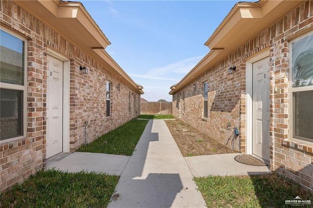 2705 E Franklin Avenue, Alton, TX 78573