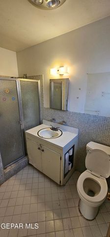 6213 BELTON Road, El Paso, TX 79912