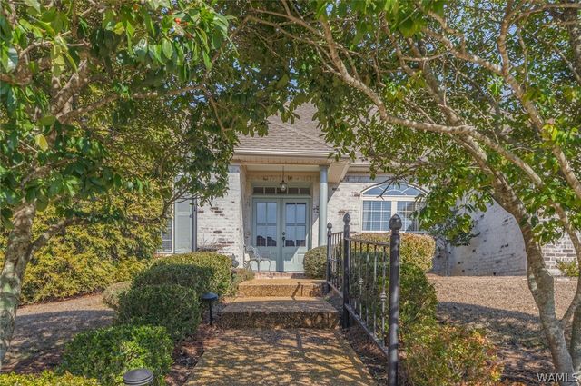 702 Greenbriar, Northport, AL 35473