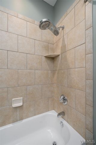 702 Greenbriar, Northport, AL 35473