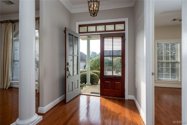 702 Greenbriar, Northport, AL 35473