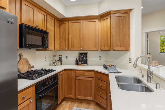 1887 16th Lane NE #1887, Issaquah, WA 98029