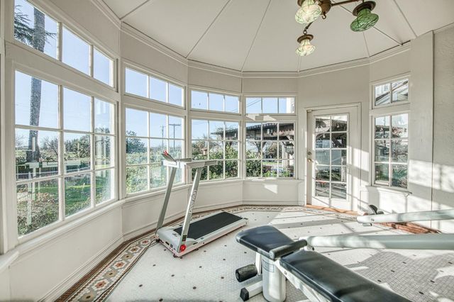 9486 E Lincoln Avenue, Del Rey, CA 93616