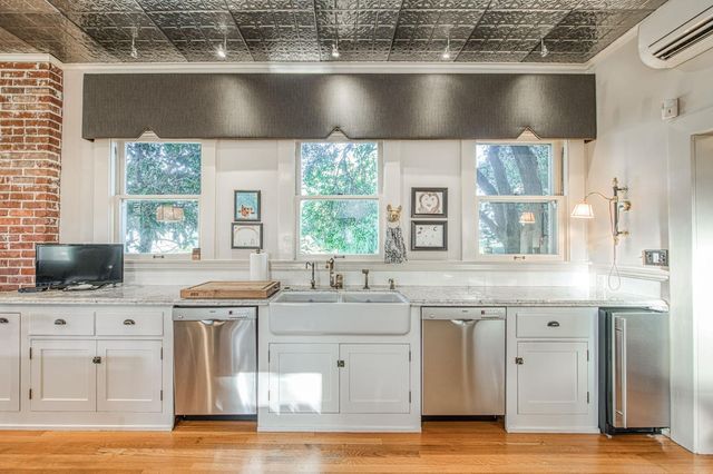 9486 E Lincoln Avenue, Del Rey, CA 93616