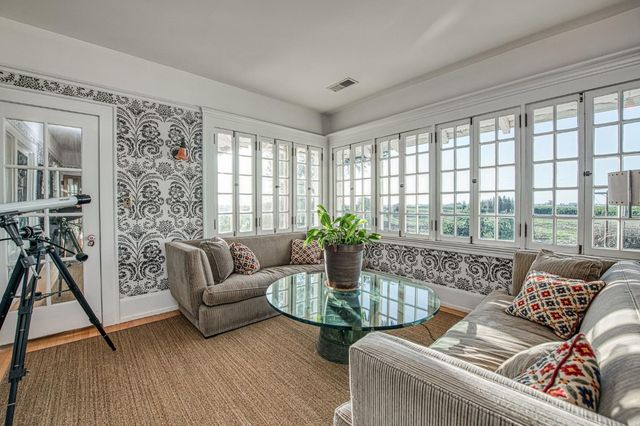 9486 E Lincoln Avenue, Del Rey, CA 93616