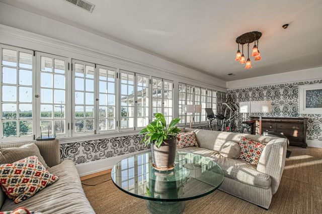 9486 E Lincoln Avenue, Del Rey, CA 93616