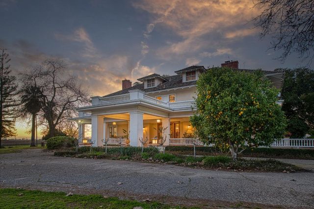 9486 E Lincoln Avenue, Del Rey, CA 93616