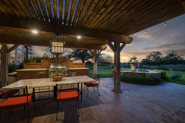 9486 E Lincoln Avenue, Del Rey, CA 93616